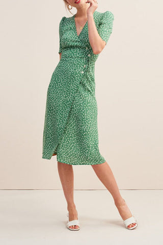 Classic Silhouette-Button Tea Break Wrap Dress