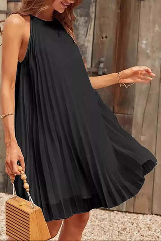 Moonlit Dinner Delight-Sleeveless Pleated Strappy Dress