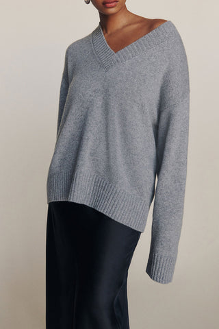 Sunset Strolls V-neck solid cashmere sweater