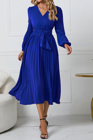 Effortless Elegance V-neck Puff Sleeve Pleated Dress