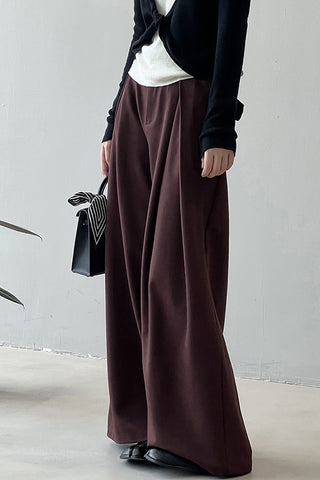 Elegant and simple Suited wide-legged pants