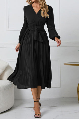 Effortless Elegance V-neck Puff Sleeve Pleated Dress