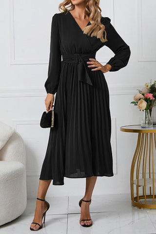 Effortless Elegance V-neck Puff Sleeve Pleated Dress