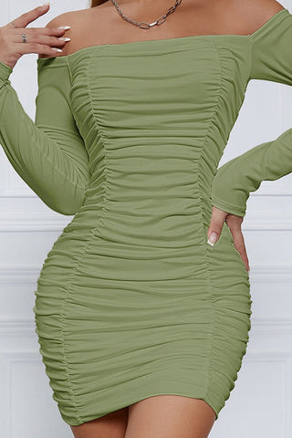 One-piece neckline long-sleeved pleated temperament hip dress