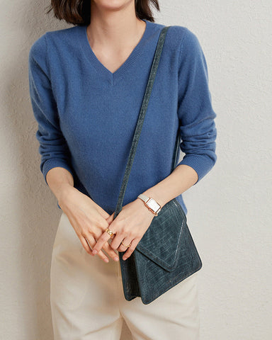 100% Cashmere V-Neck Knit Sweater