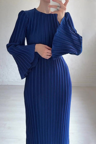 Chic Horn Sleeve Pleated Maxi Dress