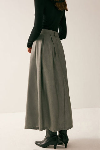 Classic Solid Color Pleated Midi Skirt