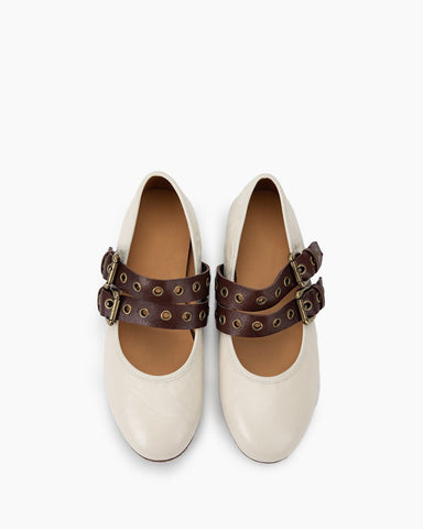 Versatile Leather Mary Jane Flats with Adjustable Straps