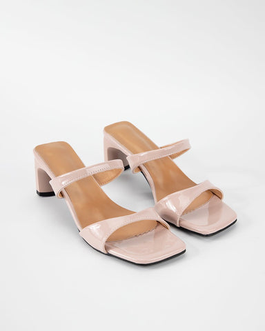 Slim-Heeled-Square-Toe-Open-Toe-Sandals