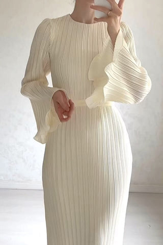 Chic Horn Sleeve Pleated Maxi Dress