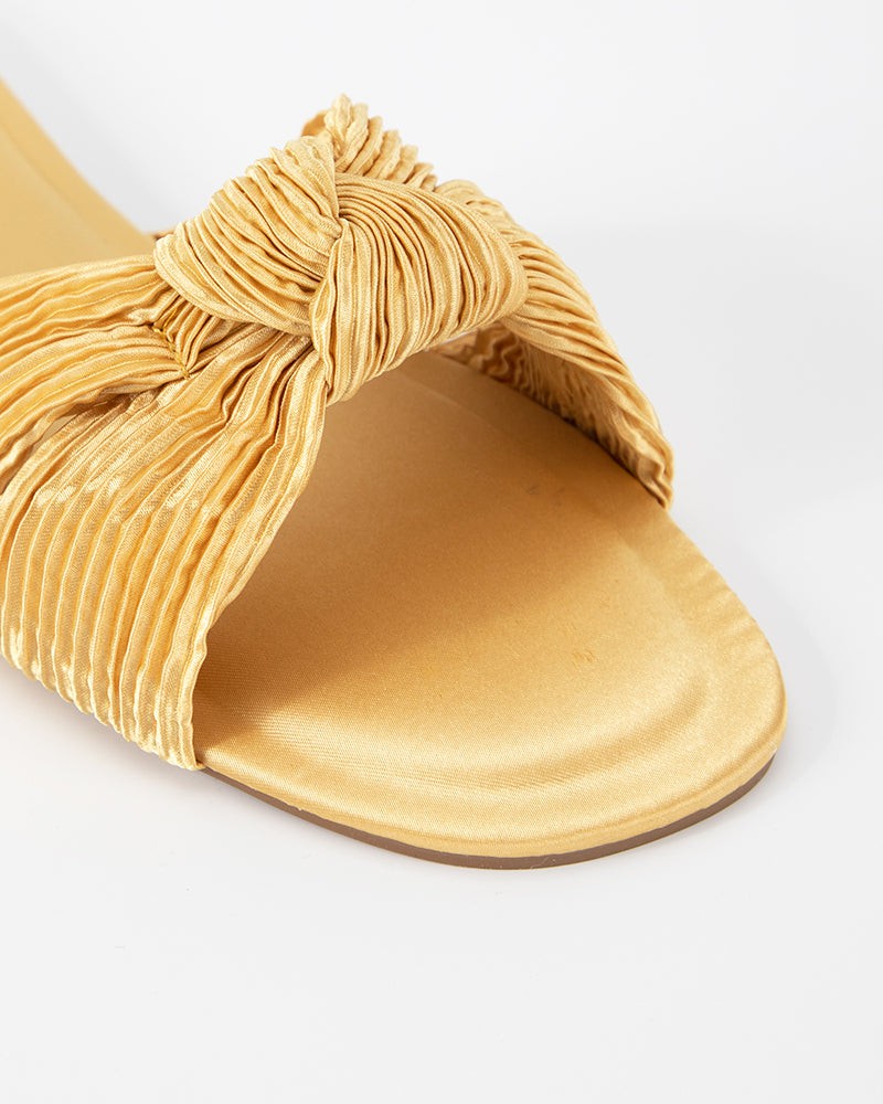 Sheepskin-One-Line-Bow-Flat-Sandals