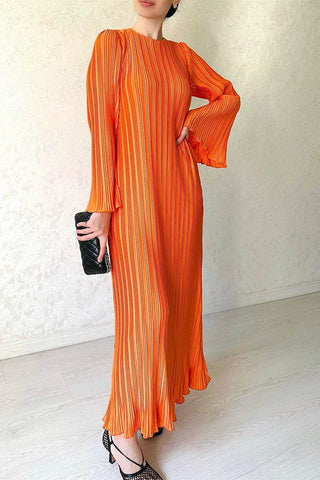 Chic Horn Sleeve Pleated Maxi Dress