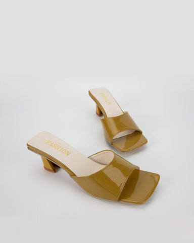 Square Toe Mid Heel One Piece Sandals