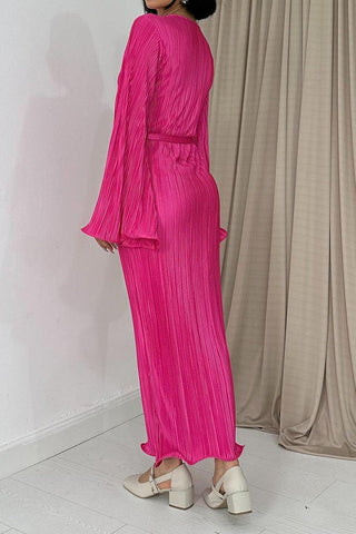 Chic Horn Sleeve Pleated Maxi Dress