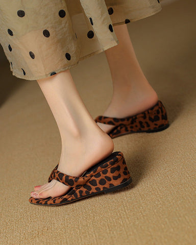 Sexy-Leopard-Print-Leather-Slope-Heel-Flip-Flops