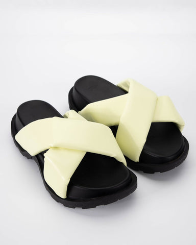 Cross Strap Cushioned Height Enhancing Sandals