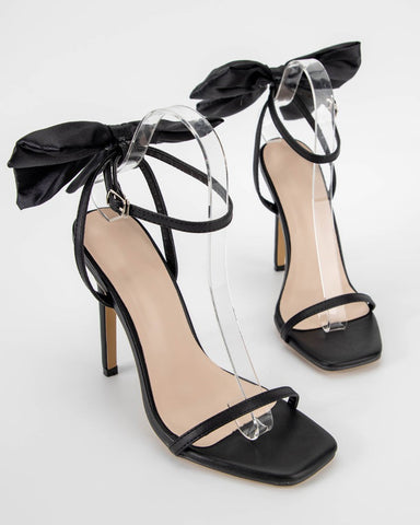 Giant Bow One Buckle Strap Heeled Sandals