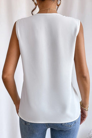 Multi-layered V-neck Solid Color Sleeveless Top