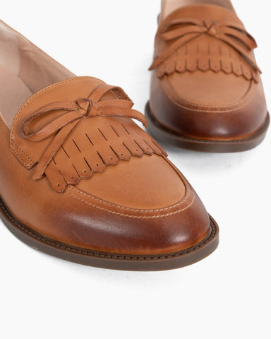 LarosaStyle Tassel Casual Slip on Leather Loafers