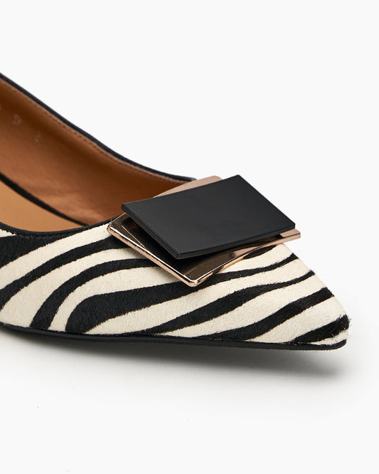 (Clean Up - US 9)Zebra Print Matching Color Pointed Toe Loafers