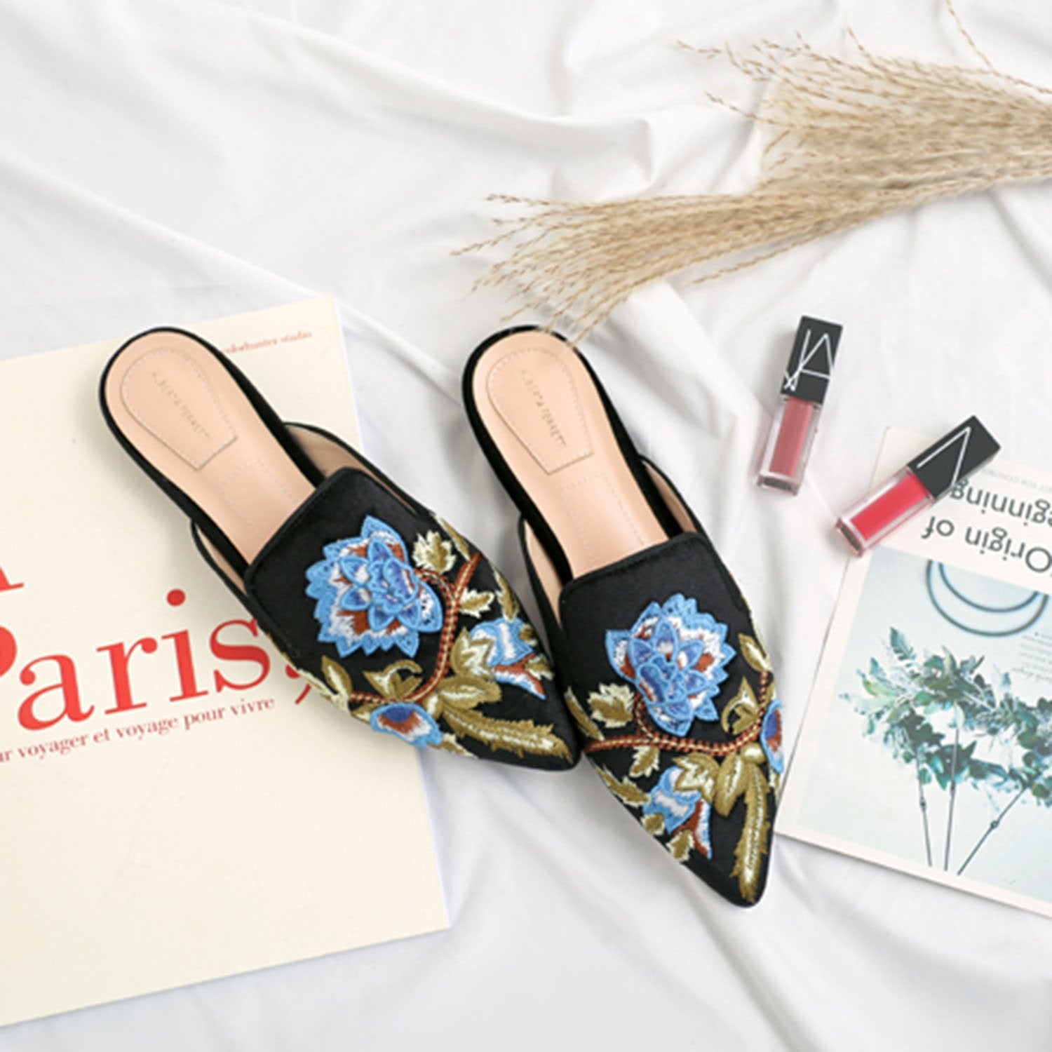 LarosaStyle mules Embroidery Mule Flats