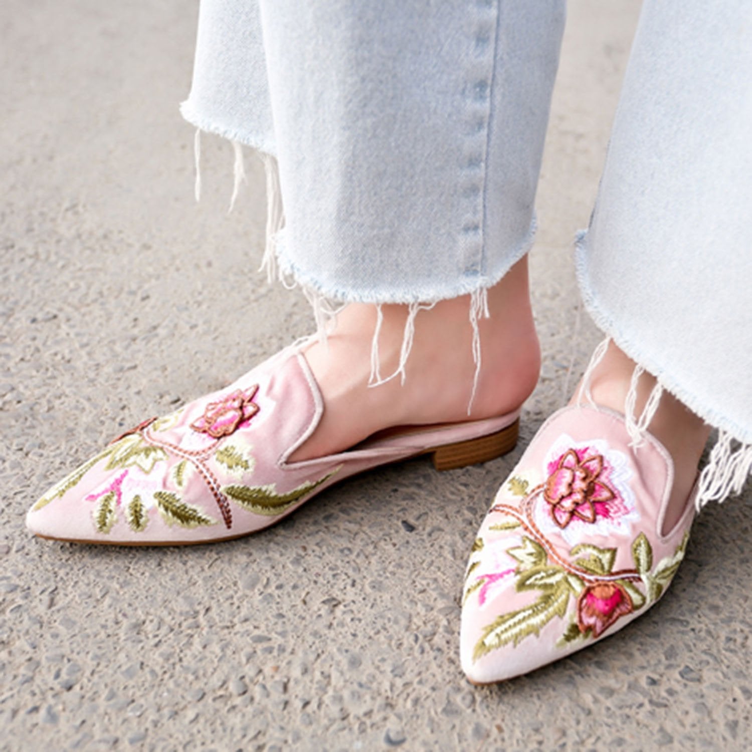 LarosaStyle mules Embroidery Mule Flats